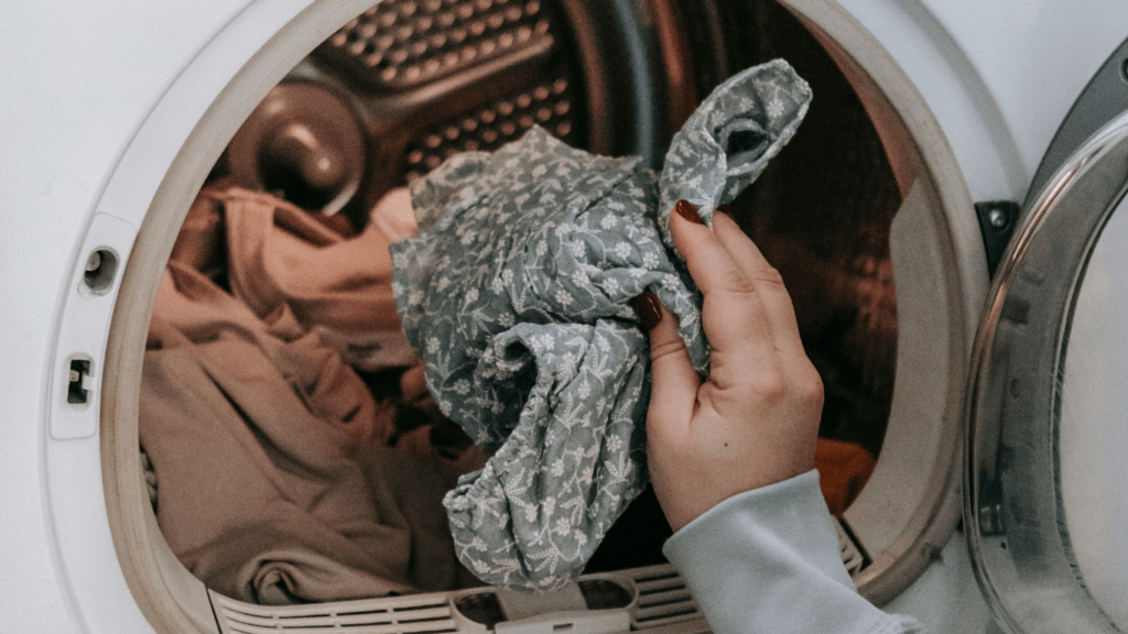 Tips for Washing Clothes Sustainably